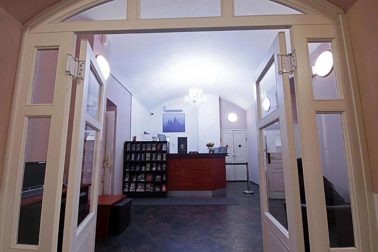 Zlata Vaha Otel